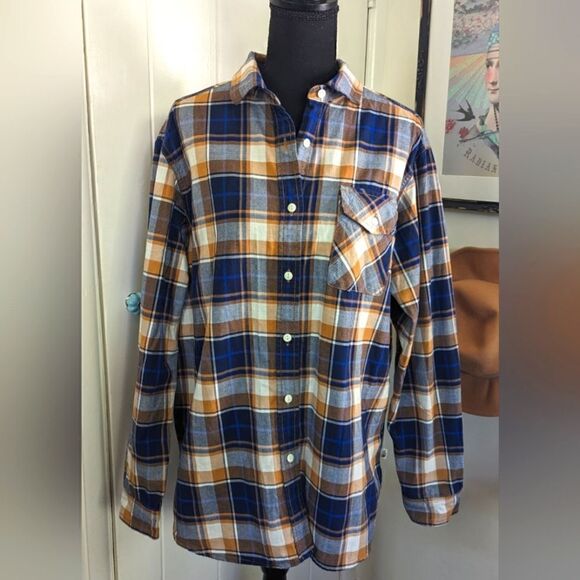 The North Face Boyfriend Plaid Button Front Long Sleeve Shirt sz LG EUC - Picture 3 of 15